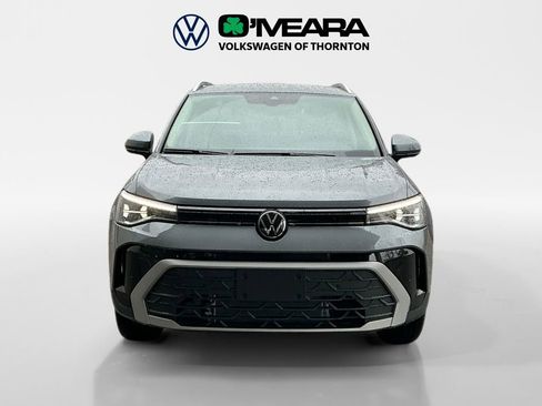 New 2025 Volkswagen Taos SE image 8