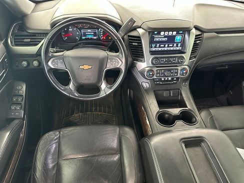 Used 2019 Chevrolet Tahoe LT AWD/4WD image 16