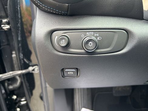 New 2025 Chevrolet Blazer RS w/ Driver Confidence II Package image 35