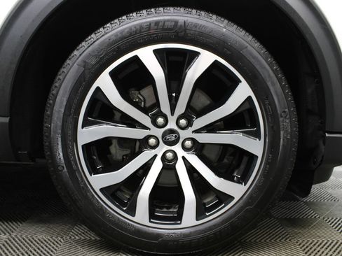 Used 2023 Ford Explorer ST-Line AWD/4WD image 13