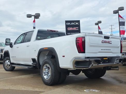 New 2026 GMC Sierra 3500 SLE w/ SLE Value Package AWD/4WD image 14