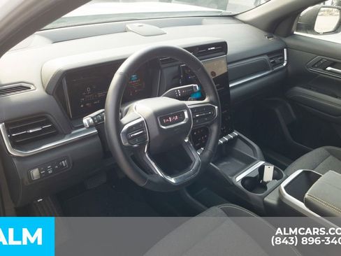 Used 2025 GMC Terrain Elevation AWD/4WD image 5