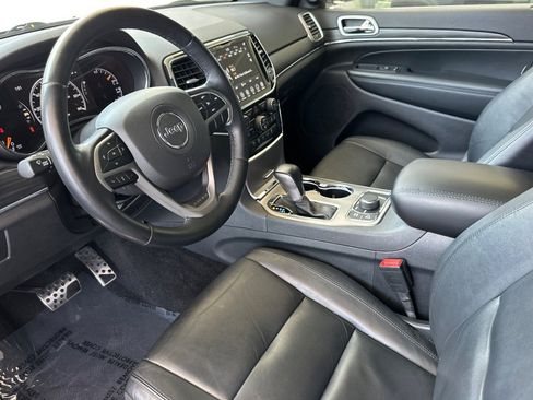 Used 2022 Jeep Grand Cherokee Limited AWD/4WD image 4