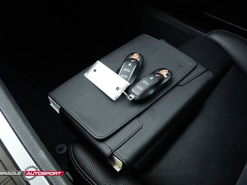 Used 2018 Porsche 718 Cayman image 40