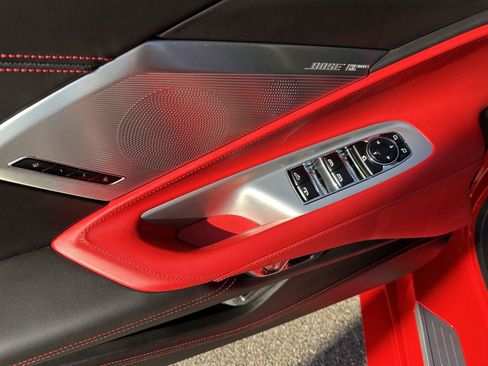 Used 2022 Chevrolet Corvette Stingray Premium Conv w/ Z51 Performance Package RWD image 14