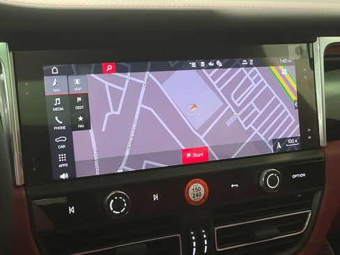 New 2026 Porsche Macan S image 22