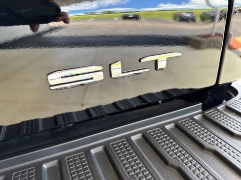 Used 2026 GMC Sierra 1500 SLT w/ SLT Premium Plus Package AWD/4WD image 29