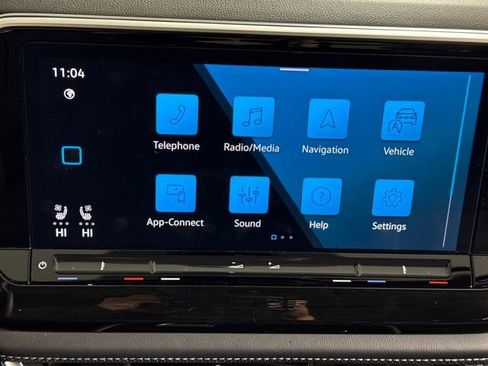 Used 2025 Volkswagen Atlas SEL image 28