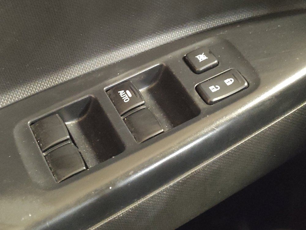 Used 2024 Mitsubishi Mirage ES FWD image 27