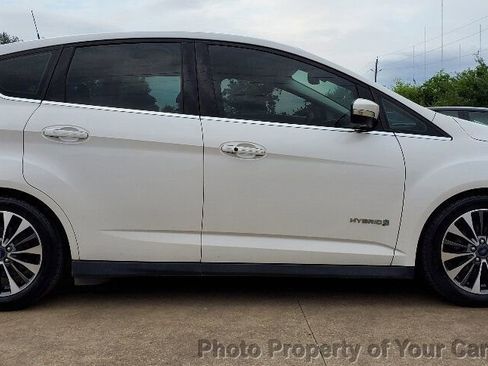 Used 2018 Ford C-MAX Titanium w/ Equipment Group 301A image 10