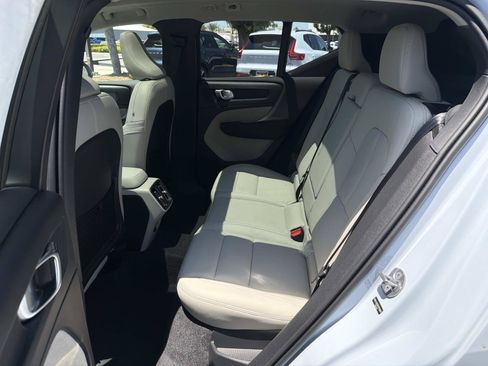 New 2026 Volvo XC40 B5 Plus w/ Protection Package Premier AWD/4WD image 17