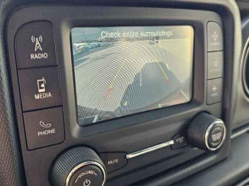 Used 2018 Jeep Wrangler Unlimited Sport AWD/4WD image 22