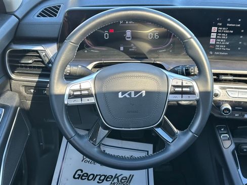 Used 2024 Kia Telluride S w/ S Sunroof Package image 7