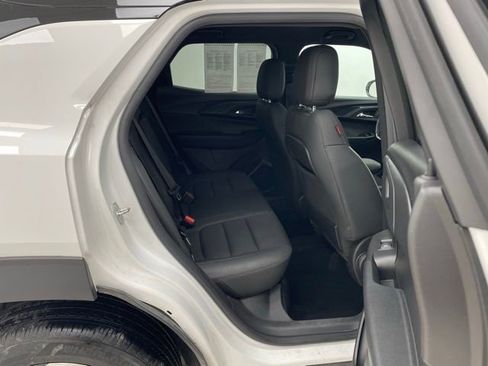 Used 2023 Chevrolet TrailBlazer RS image 15