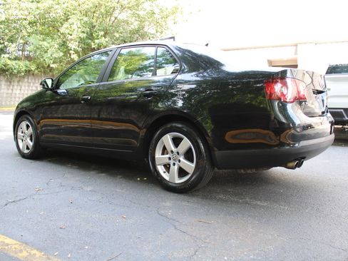 Used 2009 Volkswagen Jetta S FWD image 6
