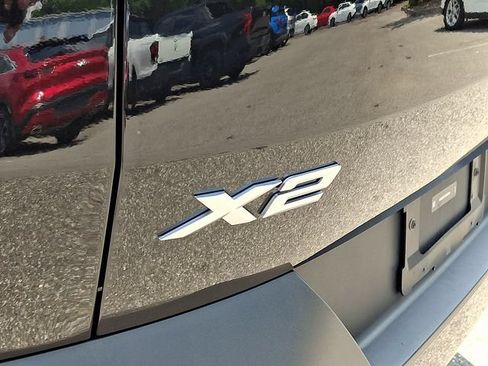 Used 2025 BMW X2 xDrive28i w/ Premium Package AWD/4WD image 34