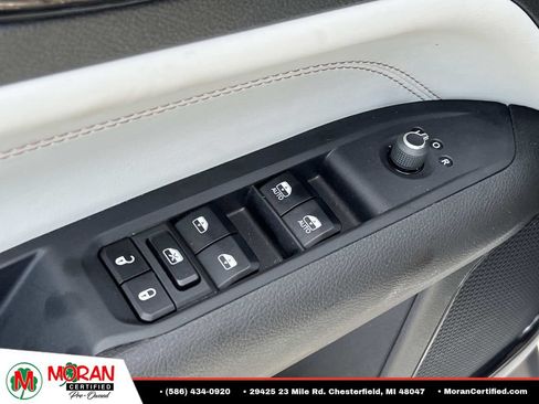 Used 2024 Jeep Compass Limited AWD/4WD image 15
