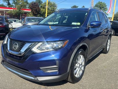 Used 2017 Nissan Rogue SV w/ SV Premium Package