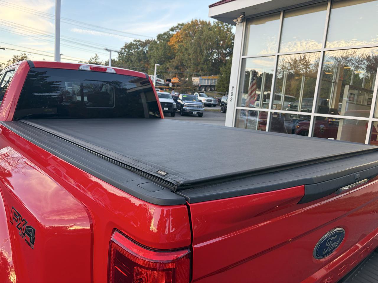 Used 2017 Ford F350 Lariat w/ Lariat Value Package AWD/4WD image 13
