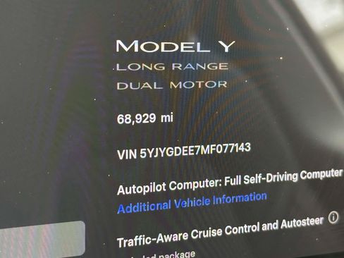 Used 2021 Tesla Model Y Long Range AWD/4WD image 29