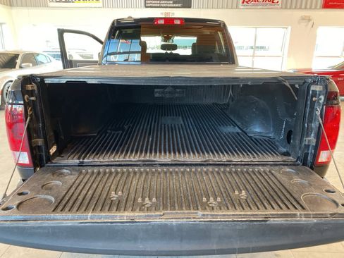 Used 2019 RAM 1500 Classic SLT image 27