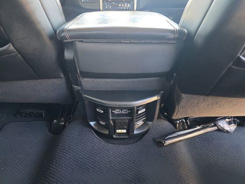 Used 2024 RAM 2500 Laramie w/ Safety Group AWD/4WD image 9