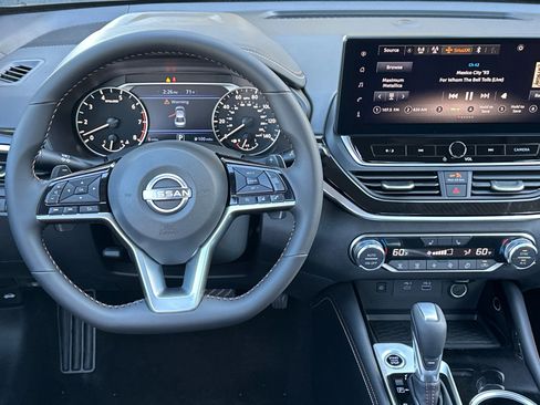 New 2025 Nissan Altima 2.5 SR w/ SR Premium Package image 14