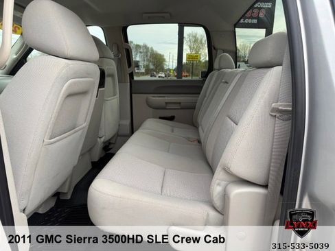 Used 2011 GMC Sierra 3500 SLE w/ SLE Preferred Package AWD/4WD image 24