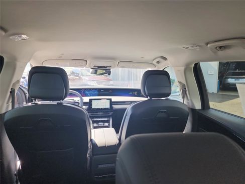 New 2026 Lincoln Nautilus Premier w/ Jet Appearance Package image 19