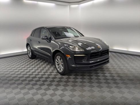 Certified 2026 Porsche Macan Turbo AWD/4WD image 7