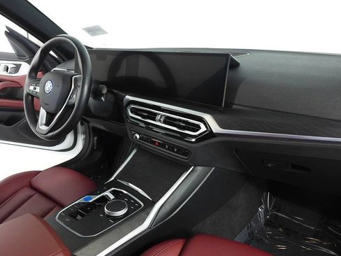 Used 2023 BMW i4 eDrive40 RWD image 13