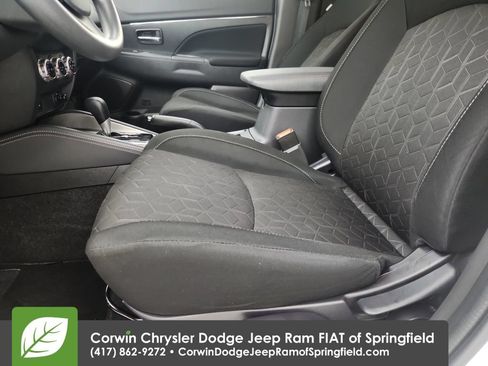 Used 2025 Mitsubishi Outlander Sport ES AWD/4WD image 20