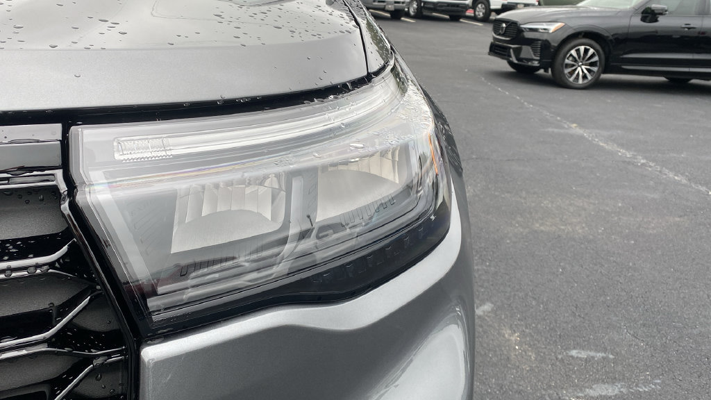 New 2027 Ford Explorer ST-Line w/ Premium Package RWD image 9