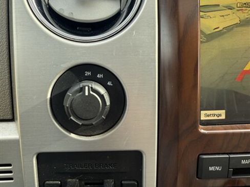 Used 2010 Ford F150 Platinum image 10