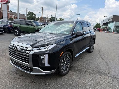 Used 2024 Hyundai Palisade Calligraphy AWD/4WD image 3