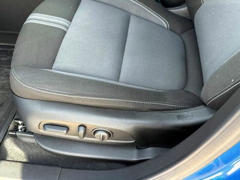 Certified 2024 Chevrolet Blazer LT w/ Convenience Package image 16