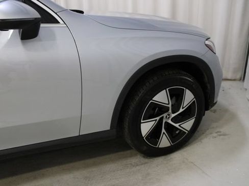 Certified 2024 Mercedes-Benz GLC 300 4MATIC image 36