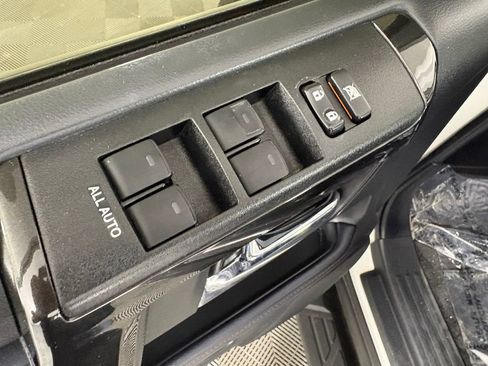 Used 2020 Toyota 4Runner TRD Off-Road Premium w/ Moonroof Package AWD/4WD image 13