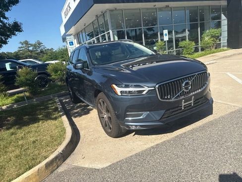 Used 2021 Volvo XC60 T5 Inscription w/ Protection Package Premier AWD/4WD image 3