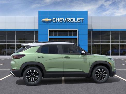 New 2026 Chevrolet TrailBlazer ACTIV w/ Driver Confidence Package AWD/4WD image 29