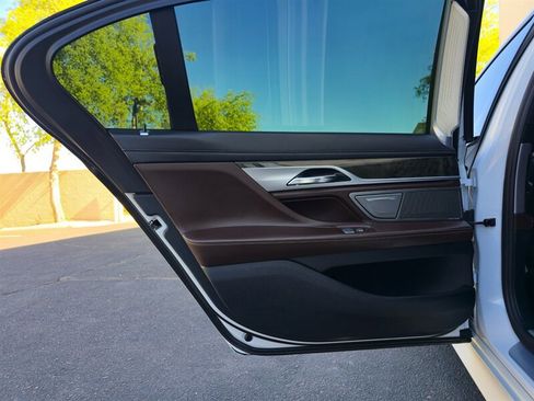 Used 2016 BMW 740i RWD image 30