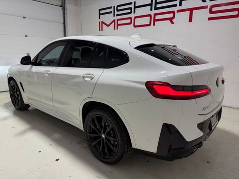 Used 2025 BMW X4 xDrive30i w/ Premium Package AWD/4WD image 7