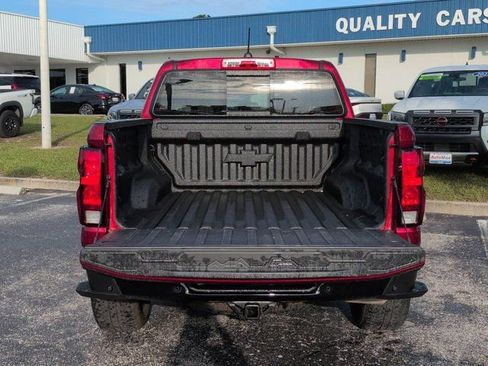 Used 2024 Chevrolet Colorado Trail Boss w/ Advanced Trailering Package AWD/4WD image 12