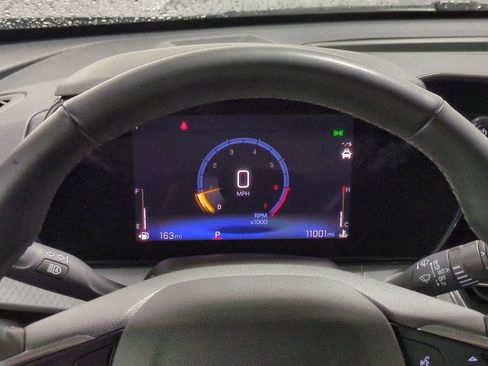 Used 2025 Chevrolet Trax LT w/ Driver Confidence Package image 31