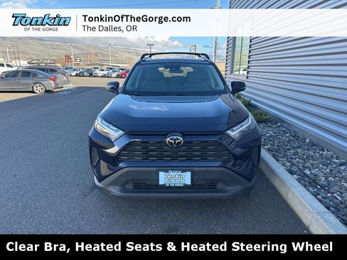 Used 2023 Toyota RAV4 XLE image 9