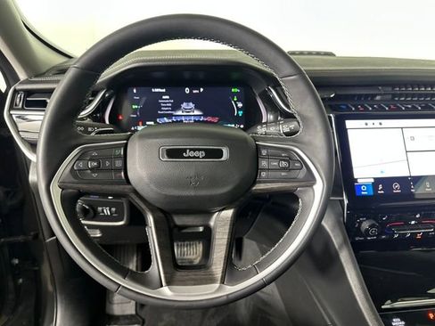 Used 2023 Jeep Grand Cherokee 4WD 4xe image 14