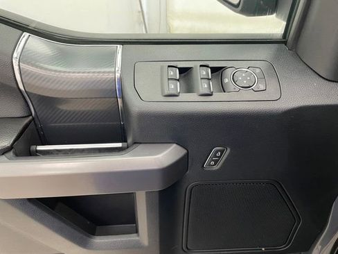 Used 2019 Ford F150 XLT w/ Equipment Group 302A Luxury AWD/4WD image 13