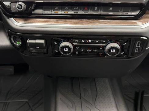 New 2026 Chevrolet Silverado 1500 LT w/ Texas Edition Plus RWD image 15