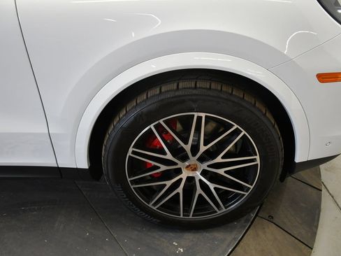 New 2026 Porsche Cayenne S AWD/4WD image 37