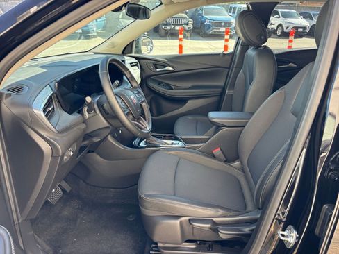 Used 2025 Buick Encore GX Preferred image 27